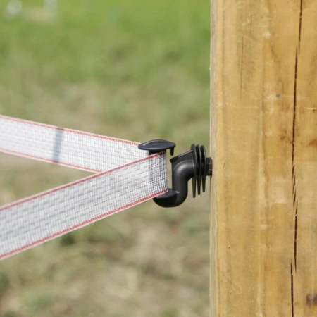 Zestaw 10 sztuk izolatorów narożnych CAVALLO do taśm pastucha. Odporny na UV i warunki atmosferyczne, z ocynkowanym trzpieniem 8 mm, zabezpiecza taśmę przed spadaniem i zapewnia stabilność.