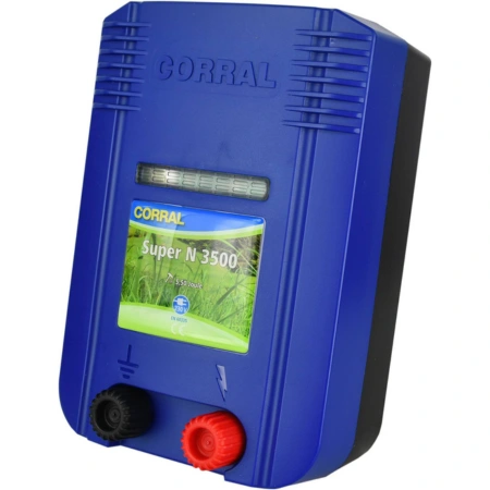 Elektryzator sieciowy Corral N 3500 5.5 J – mocne urządzenie do ogrodzeń elektrycznych, idealne dla bydła, koni i ochrony przed dzikami. Wyposażony w diody LED i system wentylacji.